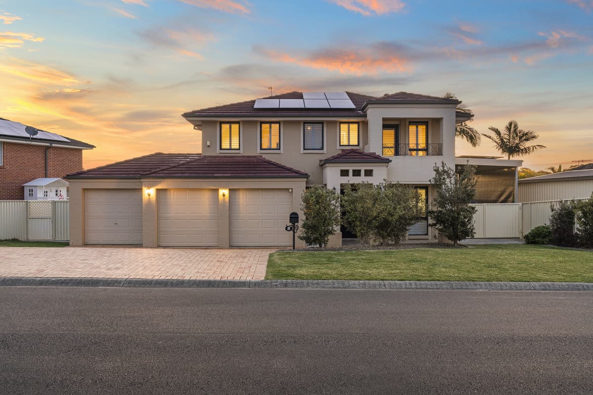 4 Watanga Crescent, Wyee Point NSW 2259 — photo 1 of 12