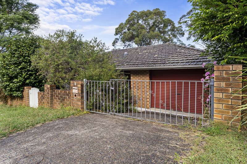 8 Margaret Rose Drive, East Gosford NSW 2250