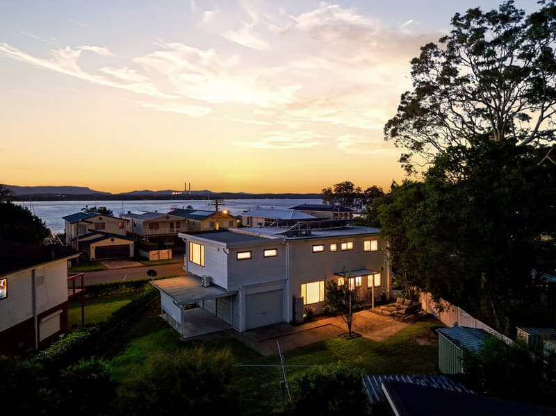 134 Grand Parade, Bonnells Bay NSW 2264